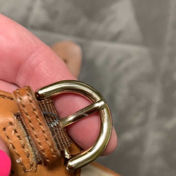 Leather Coach Thong Sandal - Picture 4 of 6